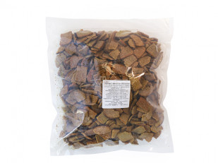 Снапсы с томатом и базиликом: Гренки черные со вкусом сметаны и лука