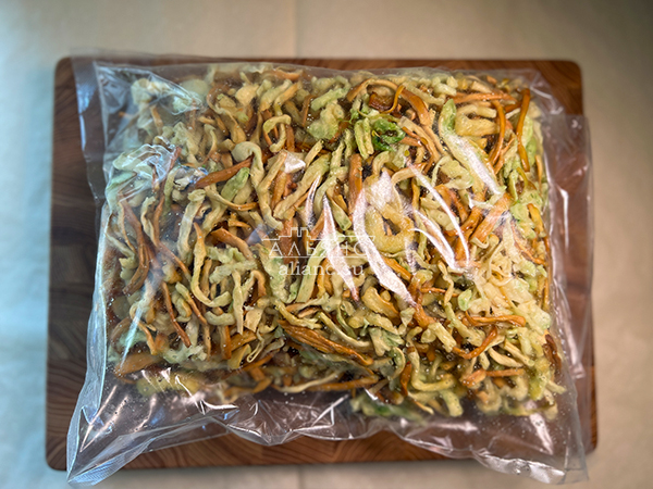 Нитка ЖАРЕНАЯ "Васаби" Oktobersnack 1 кг (сырный продукт) в Пензе