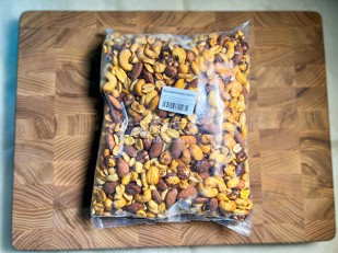 Рыбные снеки: Ореховая смесь ж/с Острая 