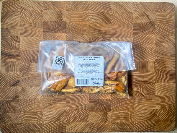 Сыр 150 гр ГОРНЫЙ СЫРОВАР (Ассорти копчёный с укропом и чесноком) в Пензе